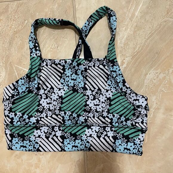 New People Movement Under Control Sports Bra and leggings set  size M - Picture 8 of 10